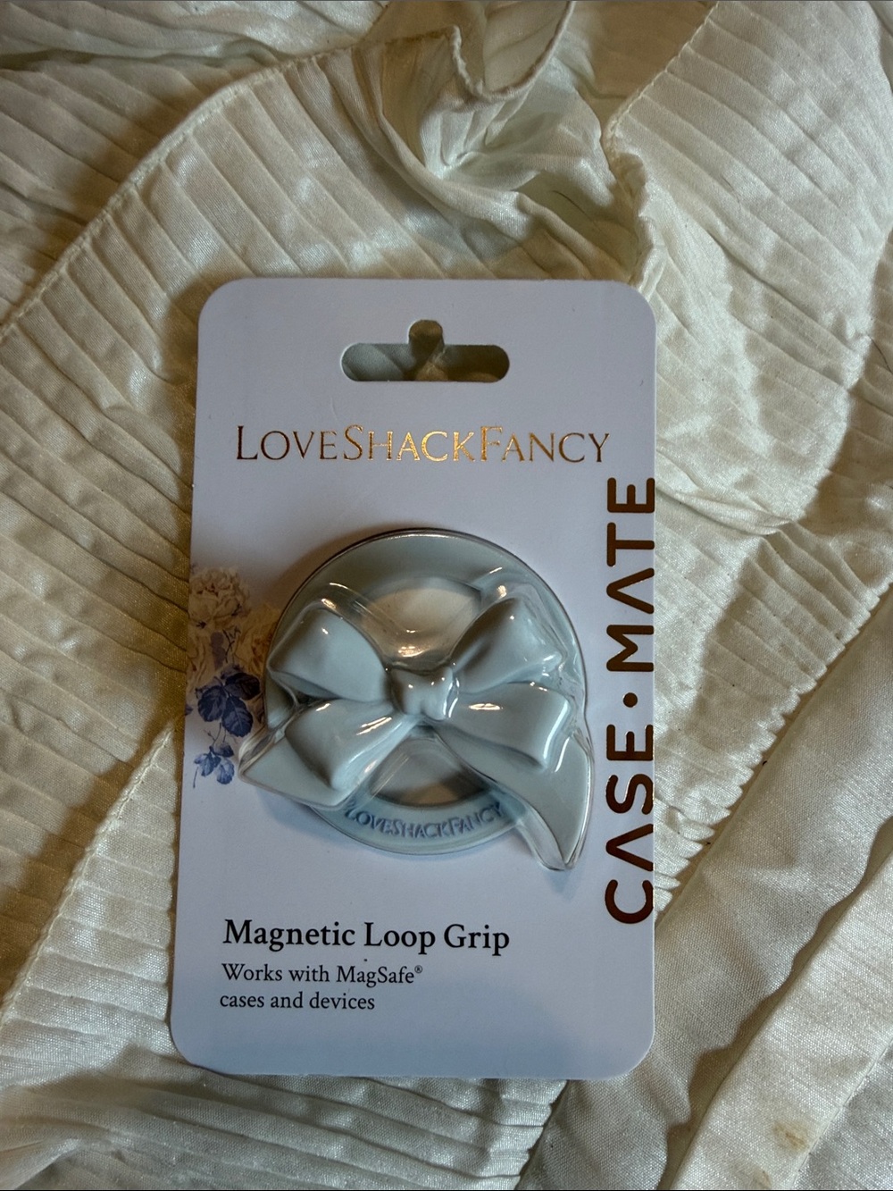 LoveShackFancy Pale Baby blue Bow Magnetic Loop Grip